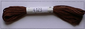 Soie dAlger Seidenstickgarn - Farbe 4123 braun