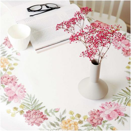 Stickpackung Tischdecke Chrysanthemen - Rico Design