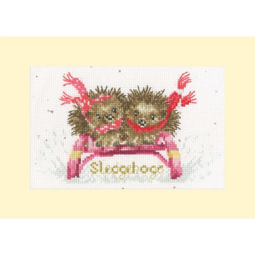 Bothy Threads Stickpackung - Christmas Card - Sledgehogs