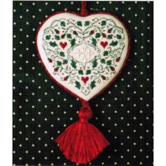 Stickvorlage The Sweetheart Tree - Holly & Hearts Hanging Ornament (w/beads)