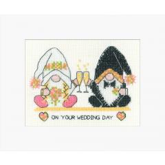 Heritage Crafts Stickpackung - Wedding Day Greetings mit Passepartoutkarte