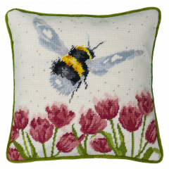Bothy Threads Stickpackung - Flight Of The Bumble Bee Tapestry
